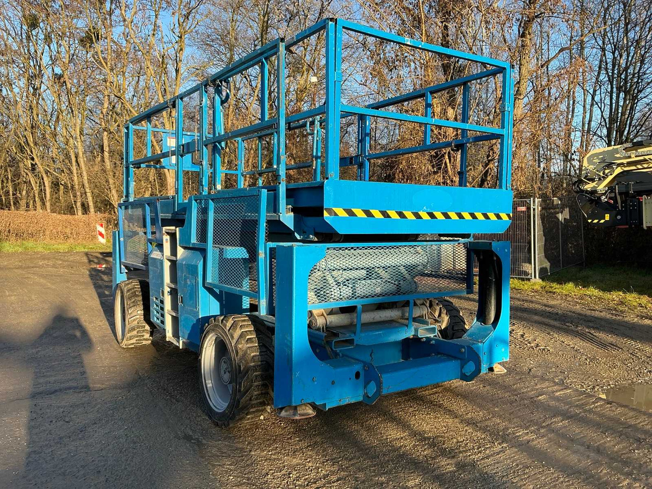 GENIE - GS3390RT - AERIAL WORK PLATFORMS - 2008 (DSW12008070) - Platformë ajrore: foto 2 GENIE - GS3390RT - AERIAL WORK PLATFORMS - 2008 (DSW12008070) - Platformë ajrore: foto 2