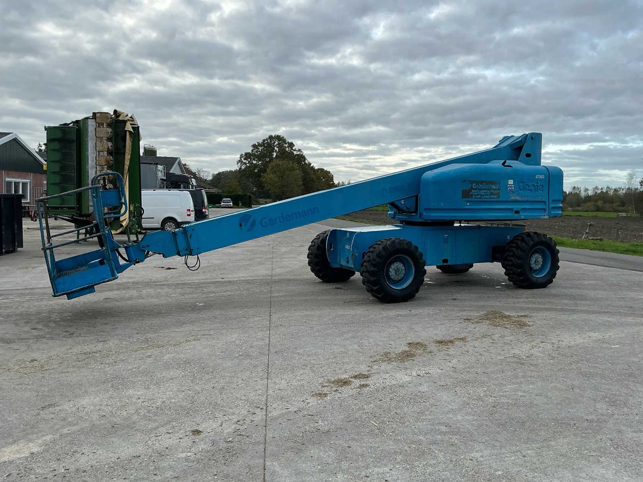 Genie 2000 GENIE S-60 AERIAL PLATFORM - Platformë ajrore: foto 2 Genie 2000 GENIE S-60 AERIAL PLATFORM - Platformë ajrore: foto 2