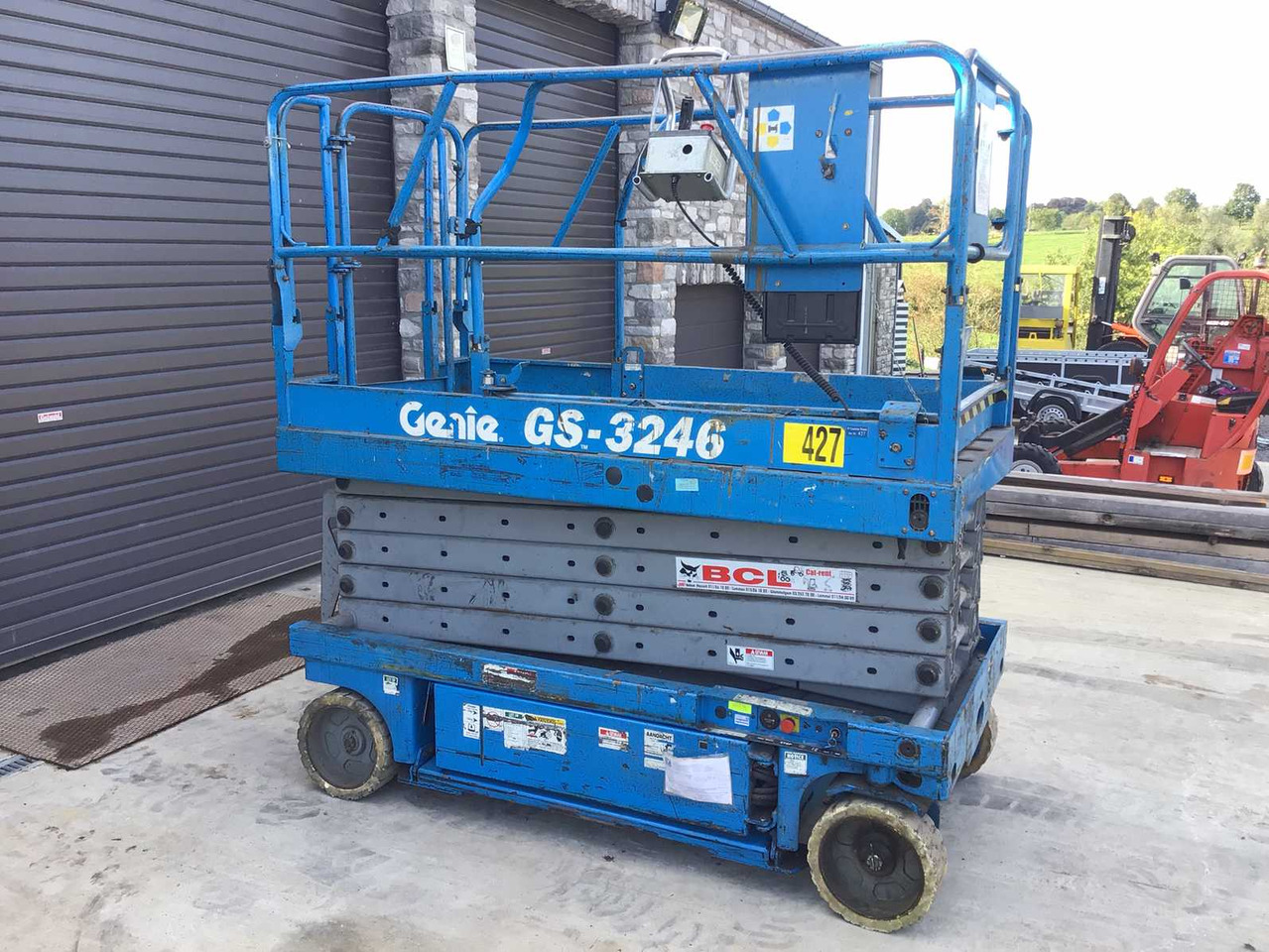 Genie Gs-3246 - Platformë ajrore: foto 2 Genie Gs-3246 - Platformë ajrore: foto 2
