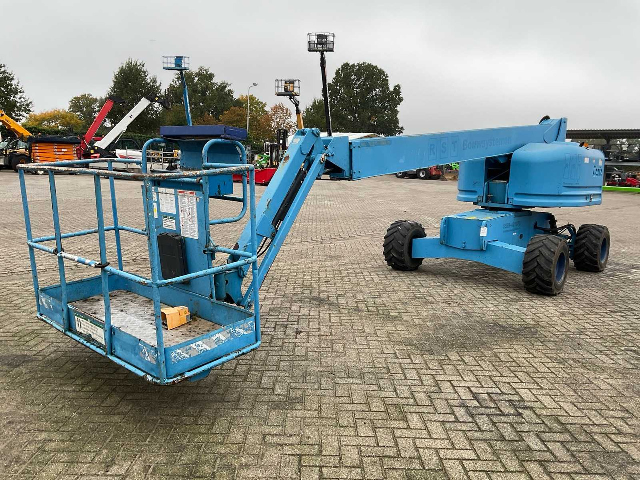 Genie S-45 - Platformë ajrore: foto 2 Genie S-45 - Platformë ajrore: foto 2