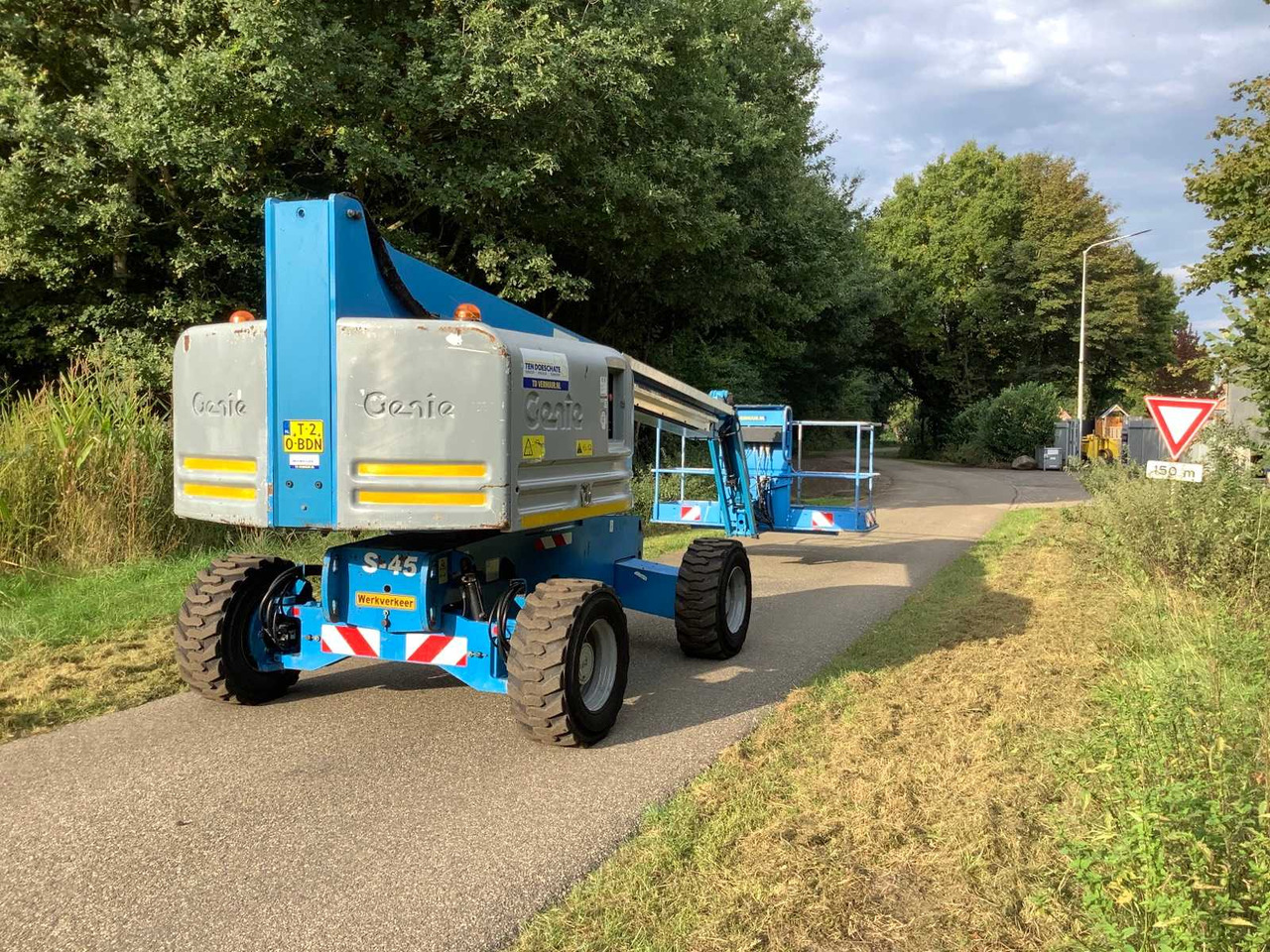 Genie S45 - Platformë ajrore: foto 3 Genie S45 - Platformë ajrore: foto 3