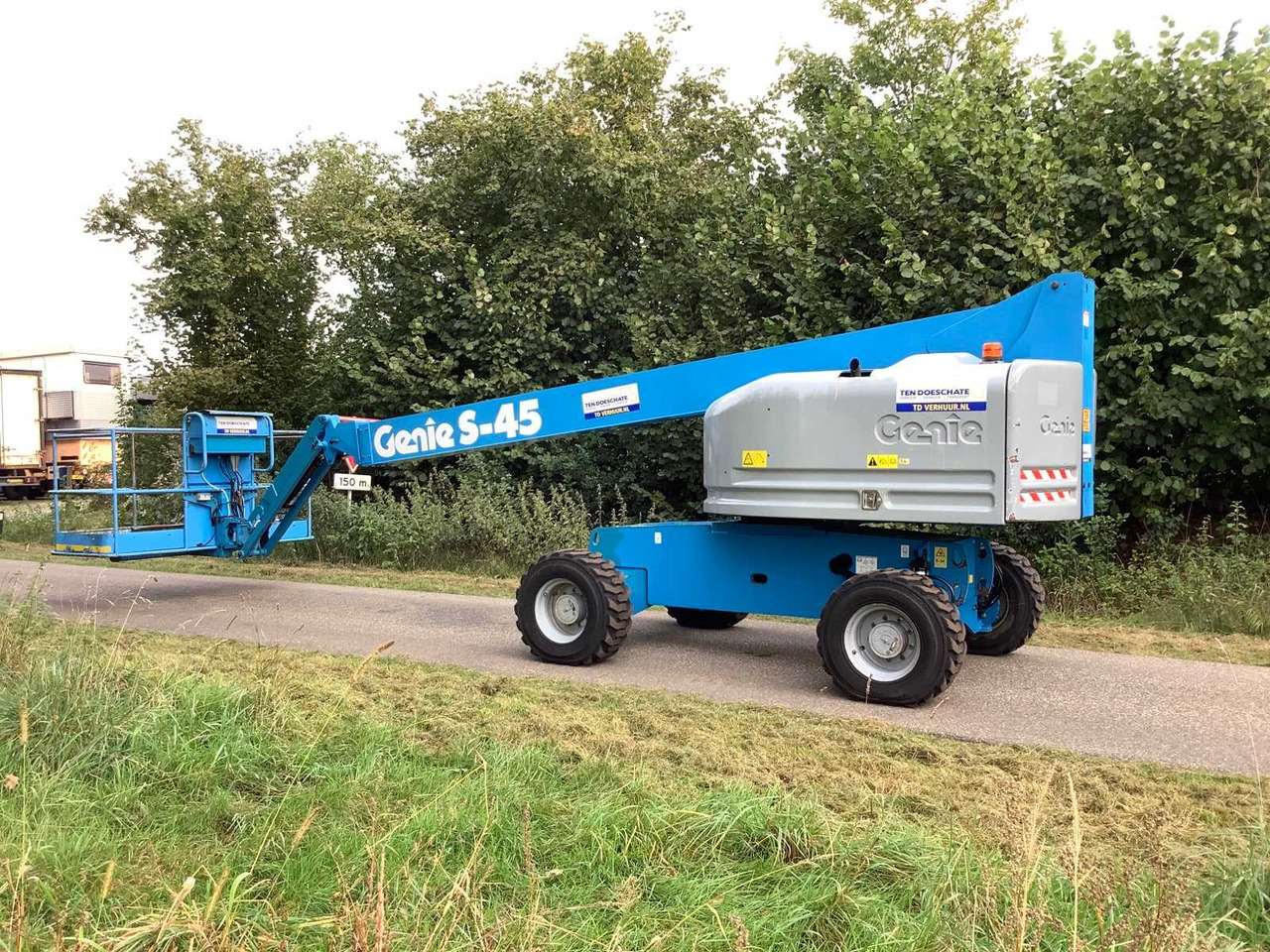 Genie S45 - Platformë ajrore: foto 1 Genie S45 - Platformë ajrore: foto 1