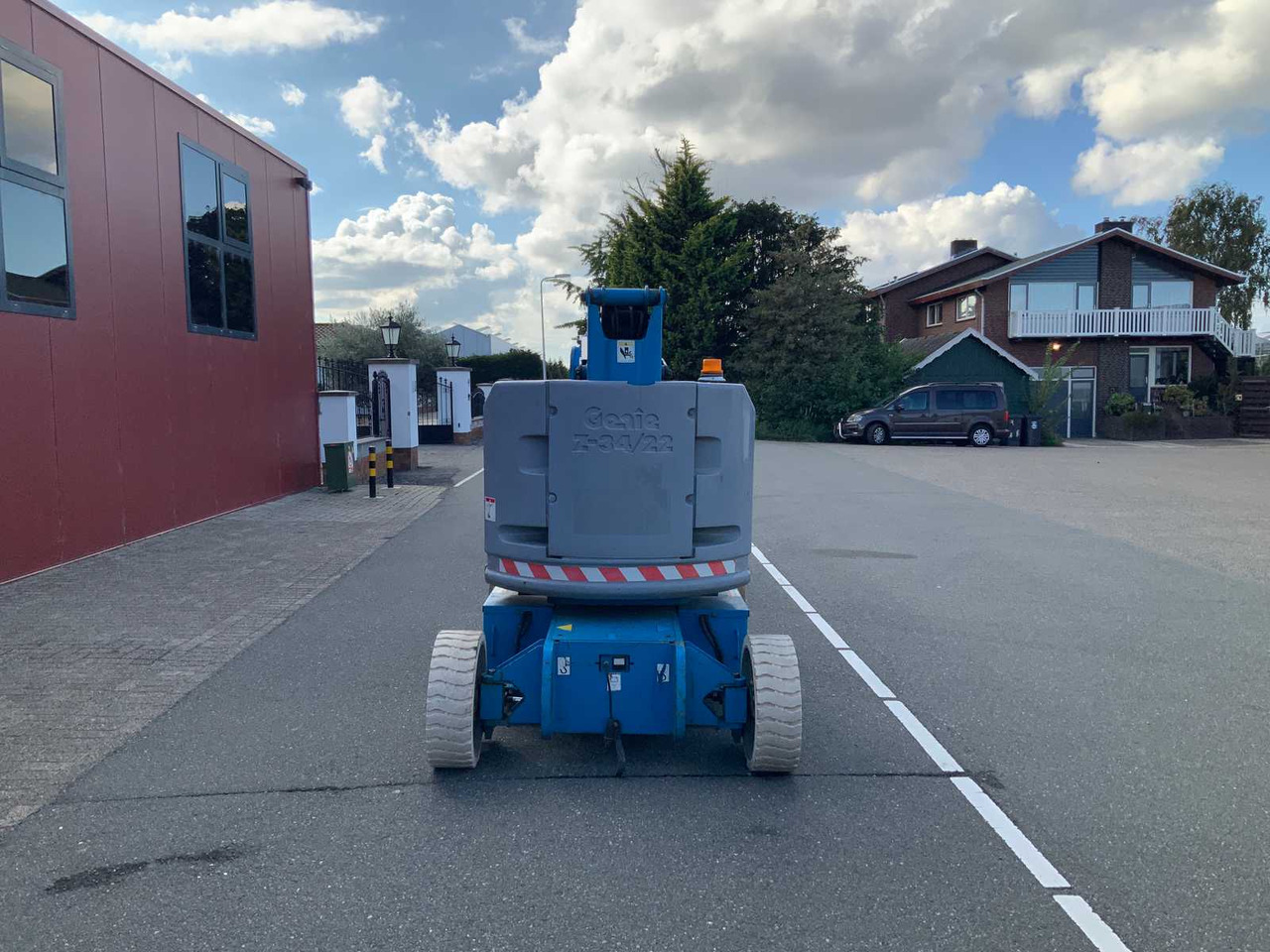Genie Z-34/22N - Platformë ajrore: foto 4 Genie Z-34/22N - Platformë ajrore: foto 4