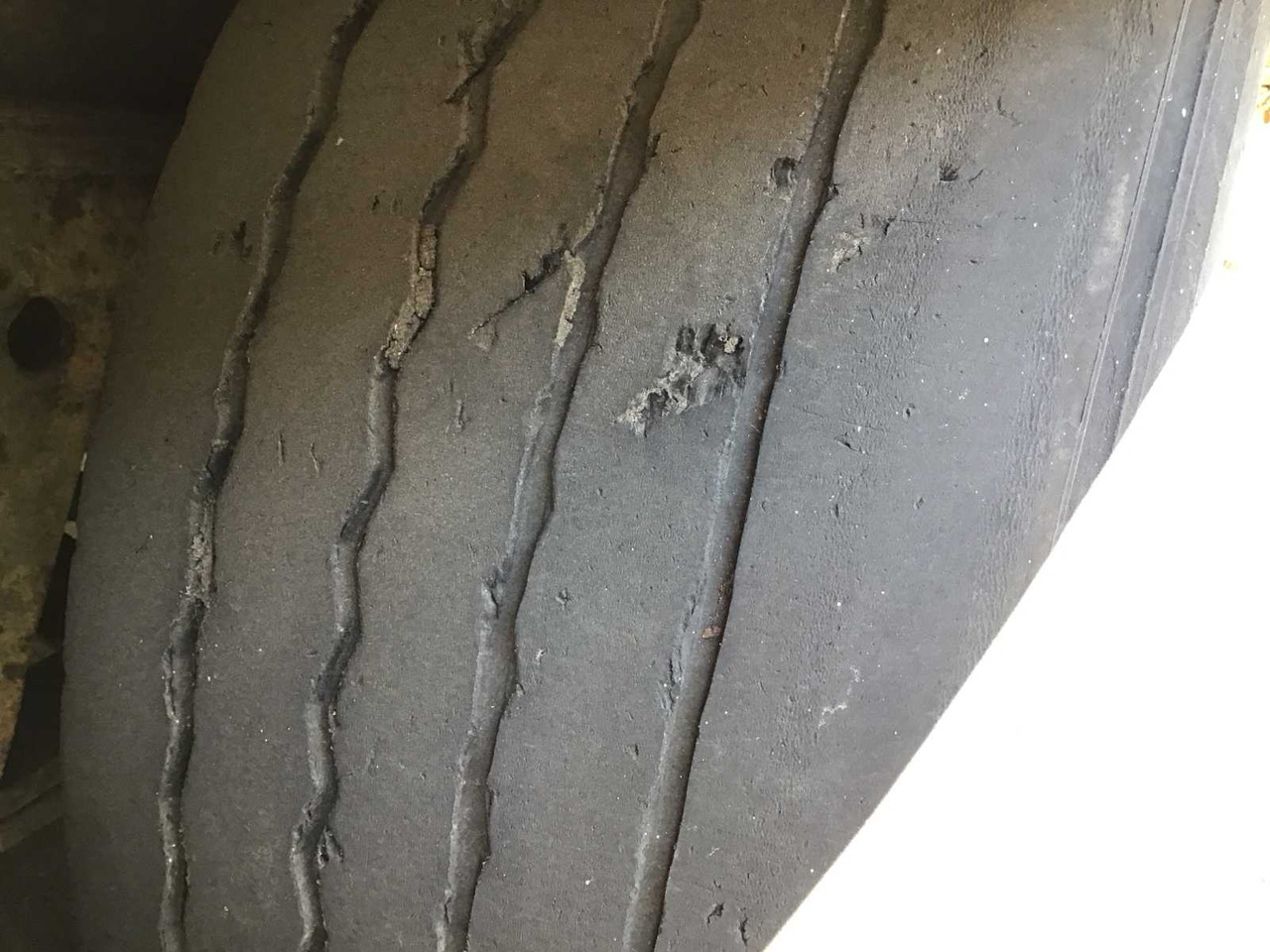 PACTON LXD342 SEMI-TRAILER - Gjysmë rimorkio: foto 5 PACTON LXD342 SEMI-TRAILER - Gjysmë rimorkio: foto 5