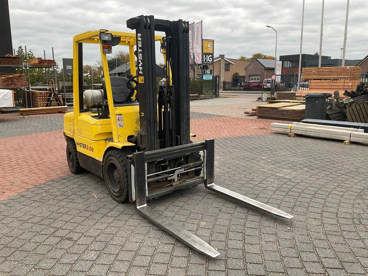 HYSTER H 3.00XM FORKLIFT - Pirun ngritës: foto 5 HYSTER H 3.00XM FORKLIFT - Pirun ngritës: foto 5