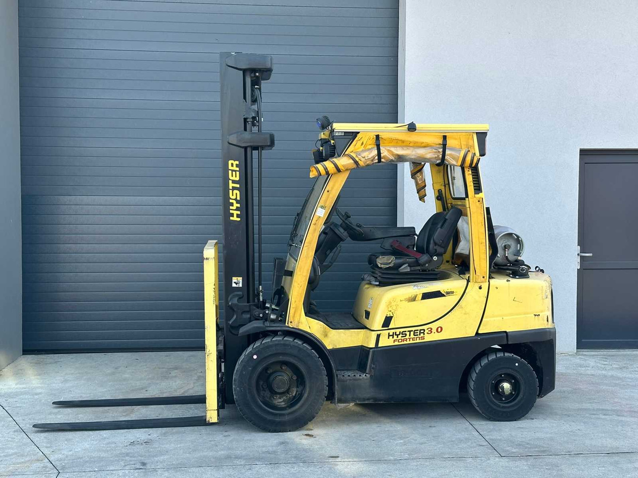 HYSTER - H3.0FT - FORKLIFT TRUCKS - 2014 - Pirun ngritës: foto 2 HYSTER - H3.0FT - FORKLIFT TRUCKS - 2014 - Pirun ngritës: foto 2