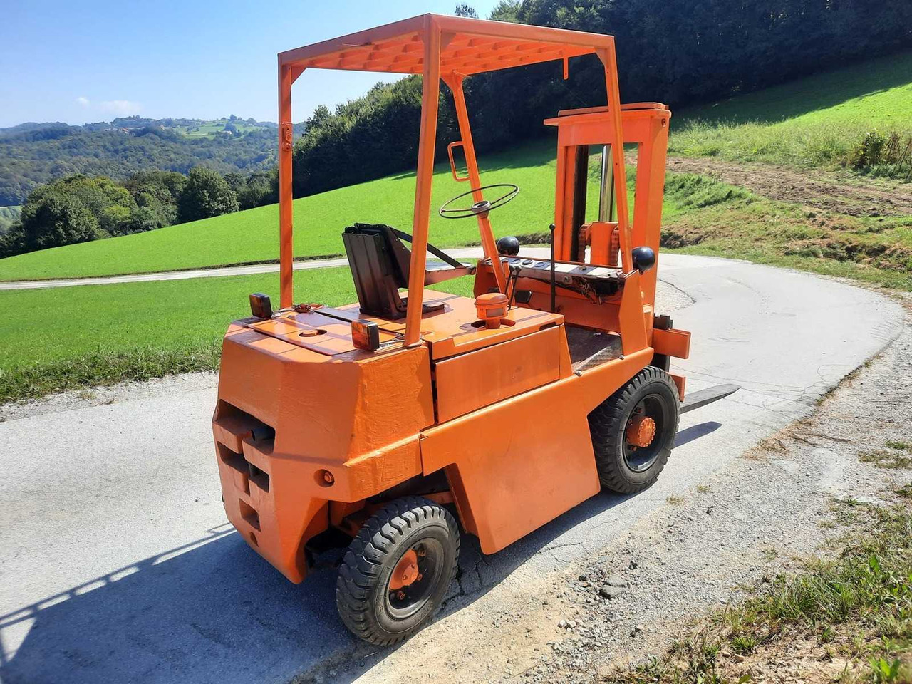 INDOS FORKLIFT - Pirun ngritës: foto 4 INDOS FORKLIFT - Pirun ngritës: foto 4