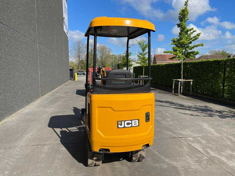 JCB 15 C-1 - Ekskavator me zinxhirë: foto 4 JCB 15 C-1 - Ekskavator me zinxhirë: foto 4