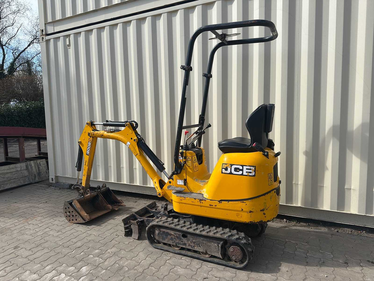JCB 8008 CTS - Miniekskavator: foto 2 JCB 8008 CTS - Miniekskavator: foto 2