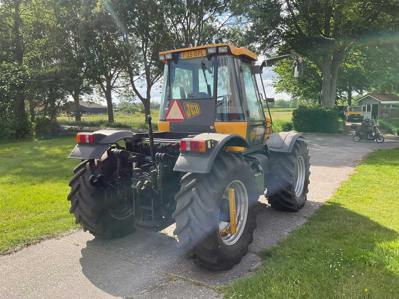 JCB Fastrac 1135 4WS - Traktor: foto 5 JCB Fastrac 1135 4WS - Traktor: foto 5