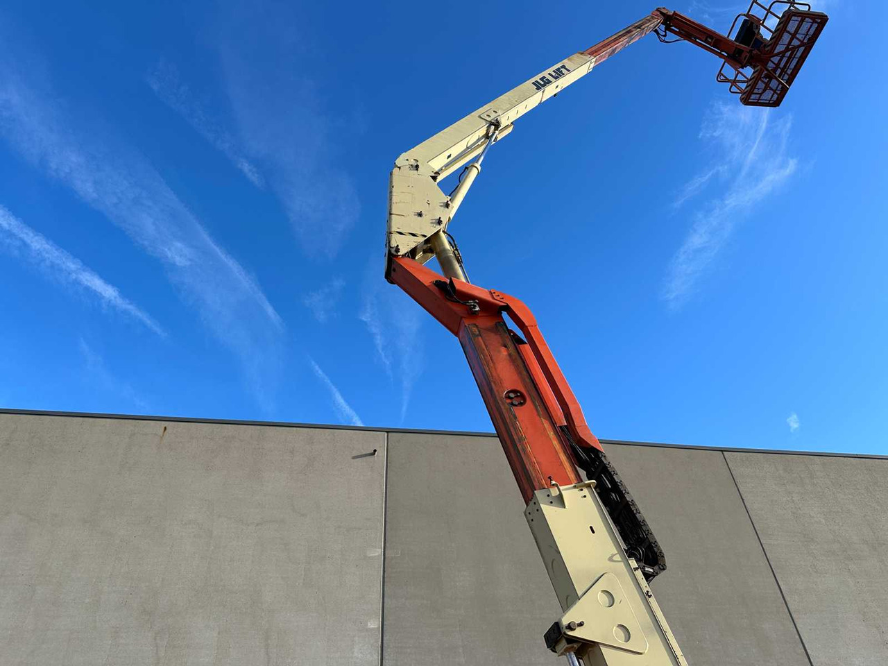 Platformë ajrore JLG - 1998 - 600AJ - AERIAL PLATFORM: foto 44 Platformë ajrore JLG - 1998 - 600AJ - AERIAL PLATFORM: foto 44