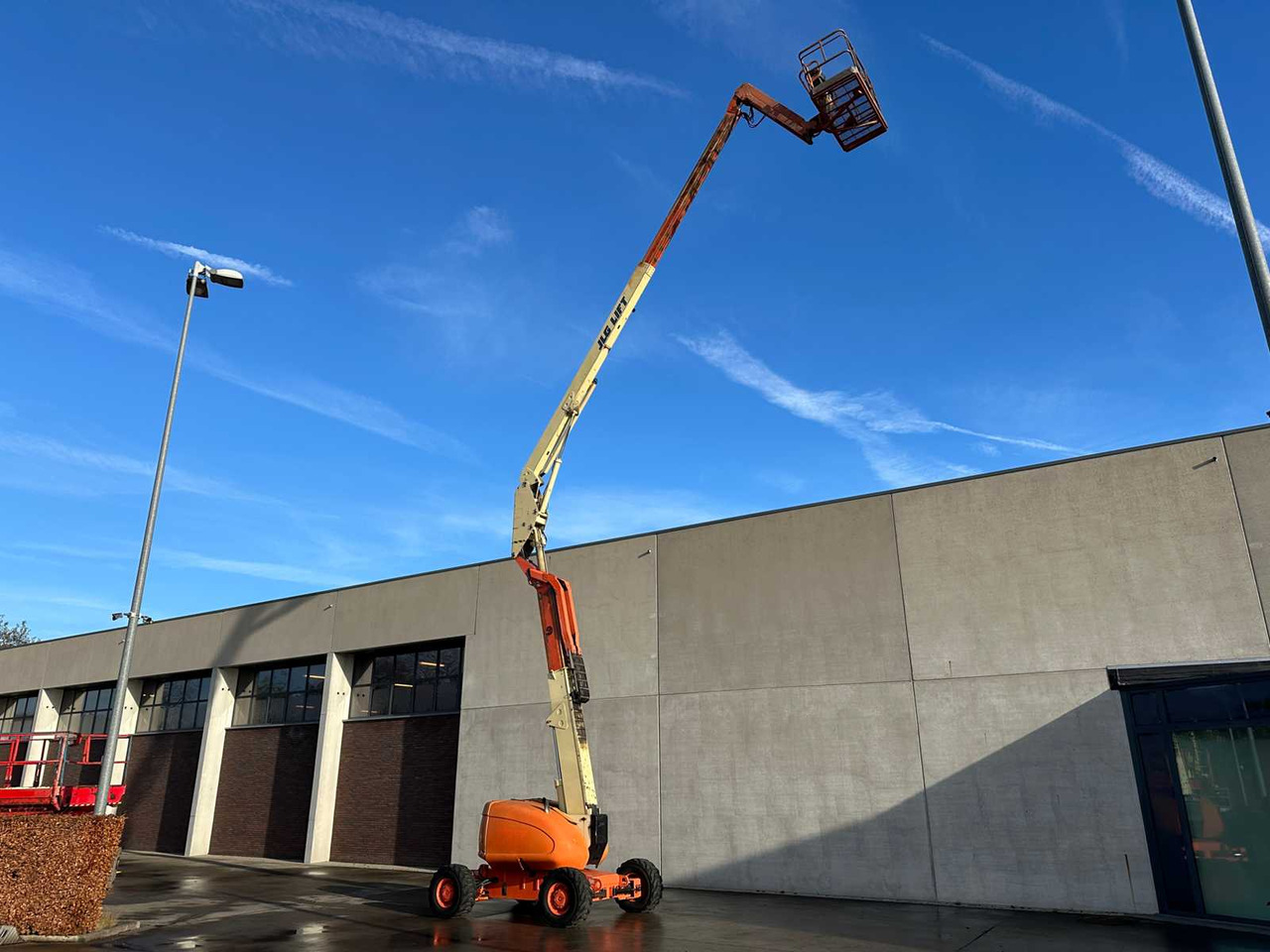 Platformë ajrore JLG - 1998 - 600AJ - AERIAL PLATFORM: foto 40 Platformë ajrore JLG - 1998 - 600AJ - AERIAL PLATFORM: foto 40