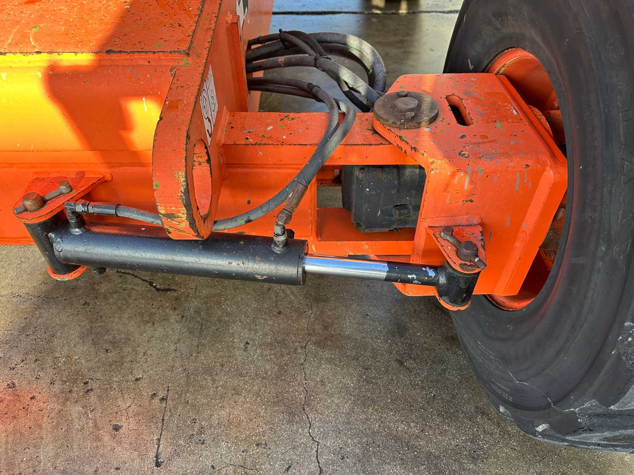 Platformë ajrore JLG - 1998 - 600AJ - AERIAL PLATFORM: foto 14 Platformë ajrore JLG - 1998 - 600AJ - AERIAL PLATFORM: foto 14