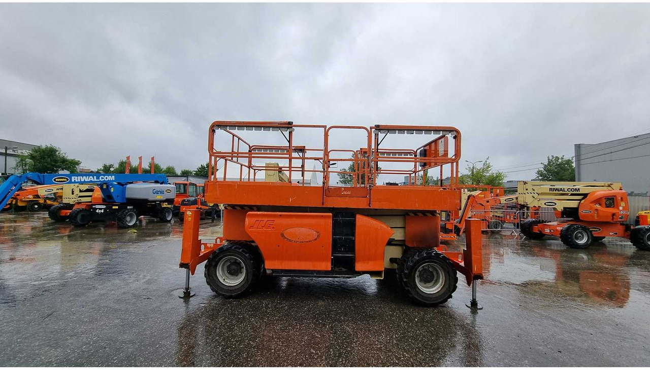 JLG 3394RT - Platformë ajrore: foto 5 JLG 3394RT - Platformë ajrore: foto 5