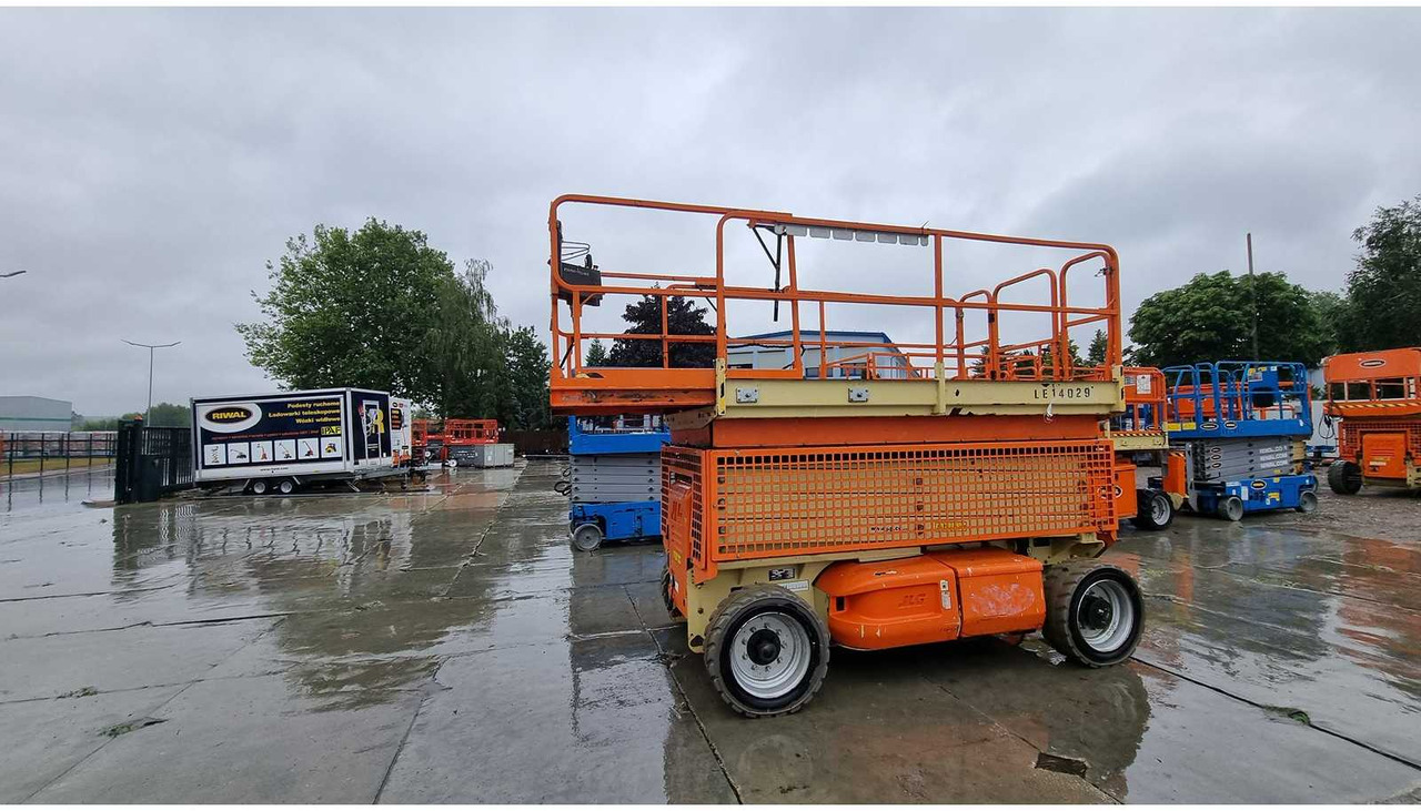 JLG 4069LE - Platformë ajrore: foto 2 JLG 4069LE - Platformë ajrore: foto 2