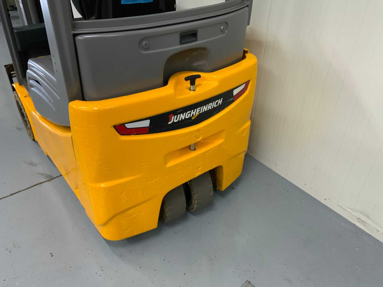 JUNGHEINRICH EFG216K - 4.6M PLYWOOD, FREE-LIFT, SIDE-SHIFT - FORKLIFT - Pirun ngritës: foto 5 JUNGHEINRICH EFG216K - 4.6M PLYWOOD, FREE-LIFT, SIDE-SHIFT - FORKLIFT - Pirun ngritës: foto 5