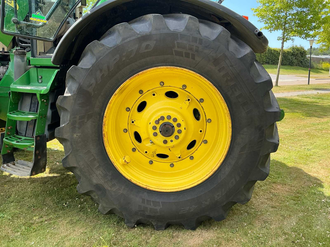 Traktor John Deere 2004 JOHN DEERE 7920 ALL-WHEEL DRIVE FARM TRACTOR: foto 16