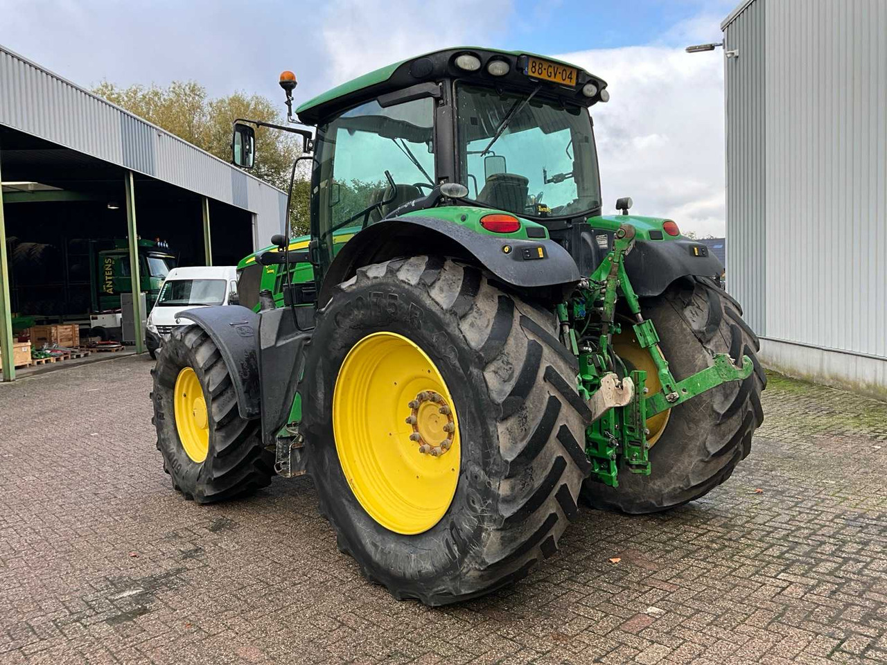 John Deere 6190R - Traktor: foto 2 John Deere 6190R - Traktor: foto 2
