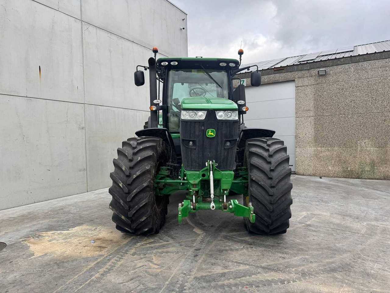 John Deere JOHN DEERE - 7280R - 4-WHEEL DRIVE TRACTOR - 2012 - Traktor: foto 3 John Deere JOHN DEERE - 7280R - 4-WHEEL DRIVE TRACTOR - 2012 - Traktor: foto 3