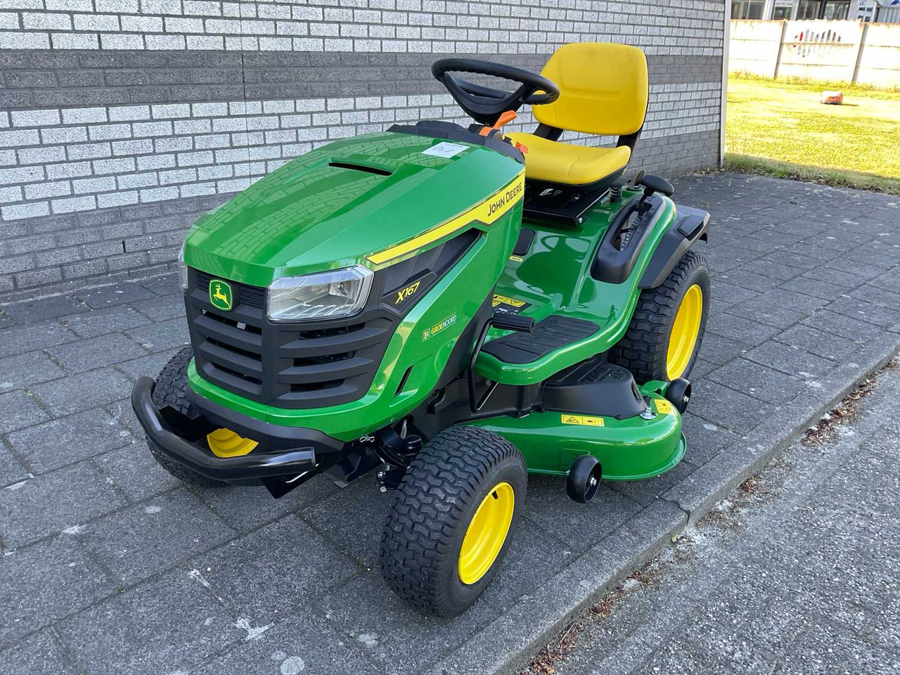 John Deere X167 - Korrëse bari i kopshtit: foto 1 John Deere X167 - Korrëse bari i kopshtit: foto 1