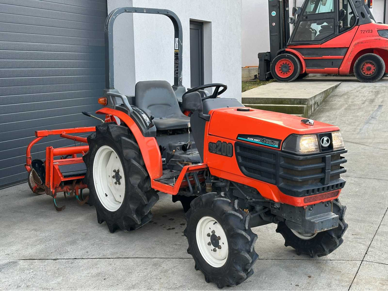 KUBOTA - GB200 - 4-WHEEL DRIVE TRACTOR - Traktor: foto 3 KUBOTA - GB200 - 4-WHEEL DRIVE TRACTOR - Traktor: foto 3