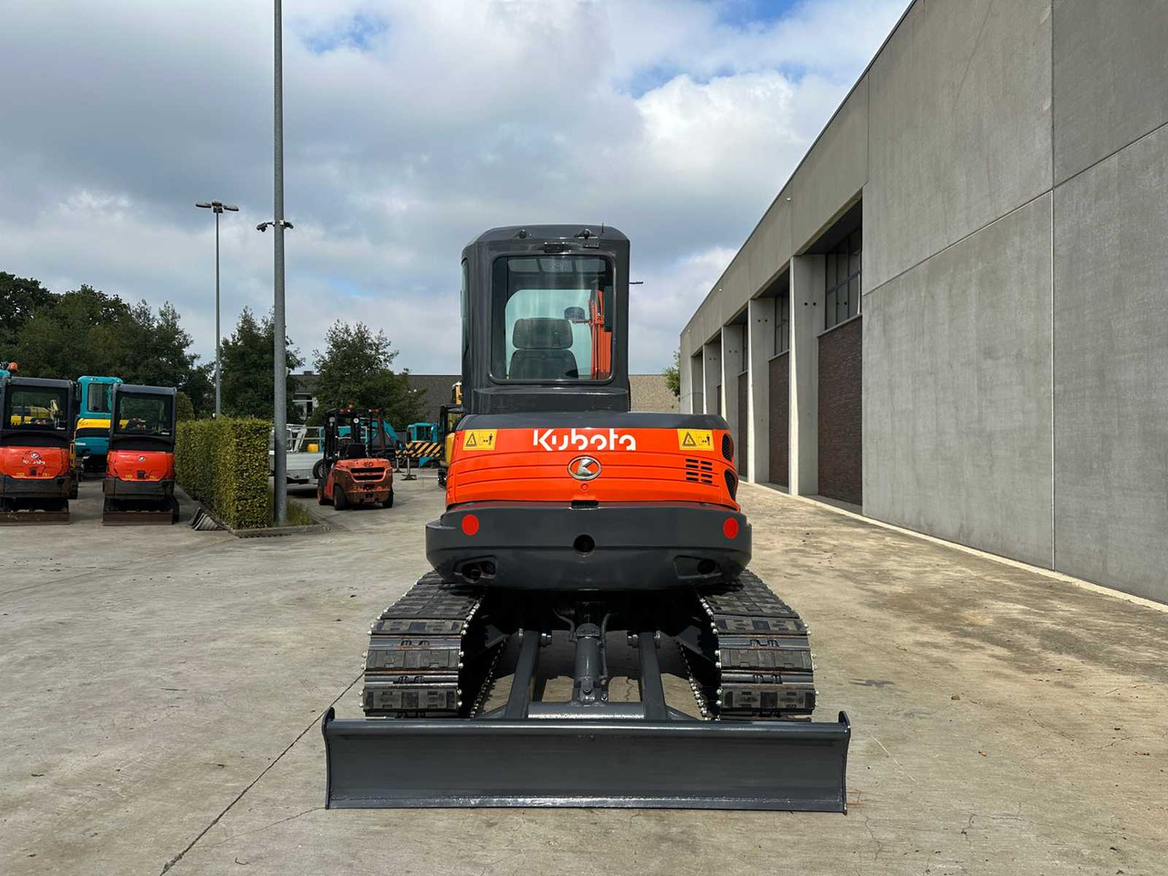 KUBOTA KX161-3 - Ekskavator me zinxhirë: foto 5 KUBOTA KX161-3 - Ekskavator me zinxhirë: foto 5
