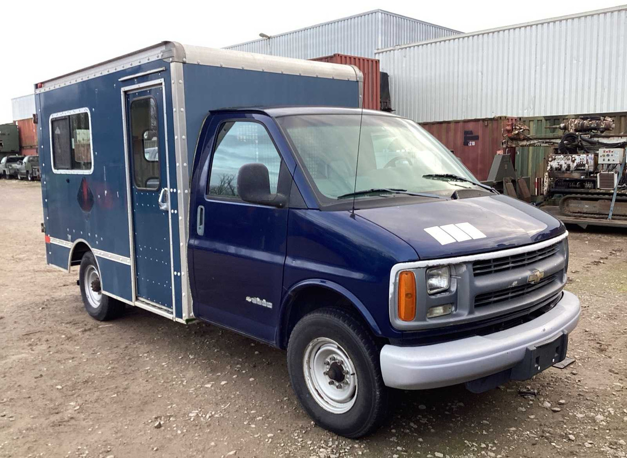 2002 CHEVROLET COMMERCIAL VEHICLE - Kamioncine: foto 2 2002 CHEVROLET COMMERCIAL VEHICLE - Kamioncine: foto 2