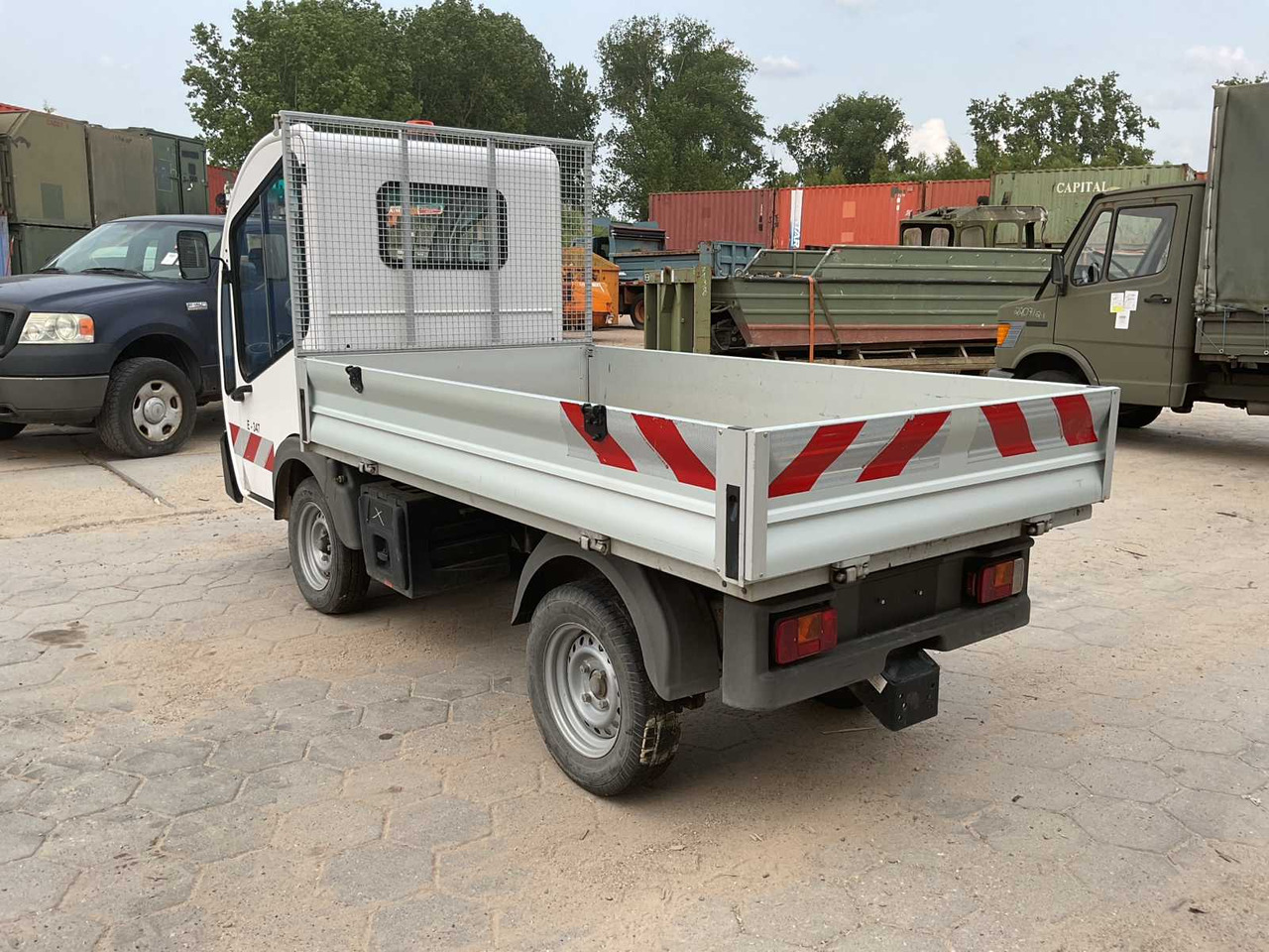 2002 GOUPIL COMMERCIAL VEHICLE - Kamioncine: foto 4 2002 GOUPIL COMMERCIAL VEHICLE - Kamioncine: foto 4