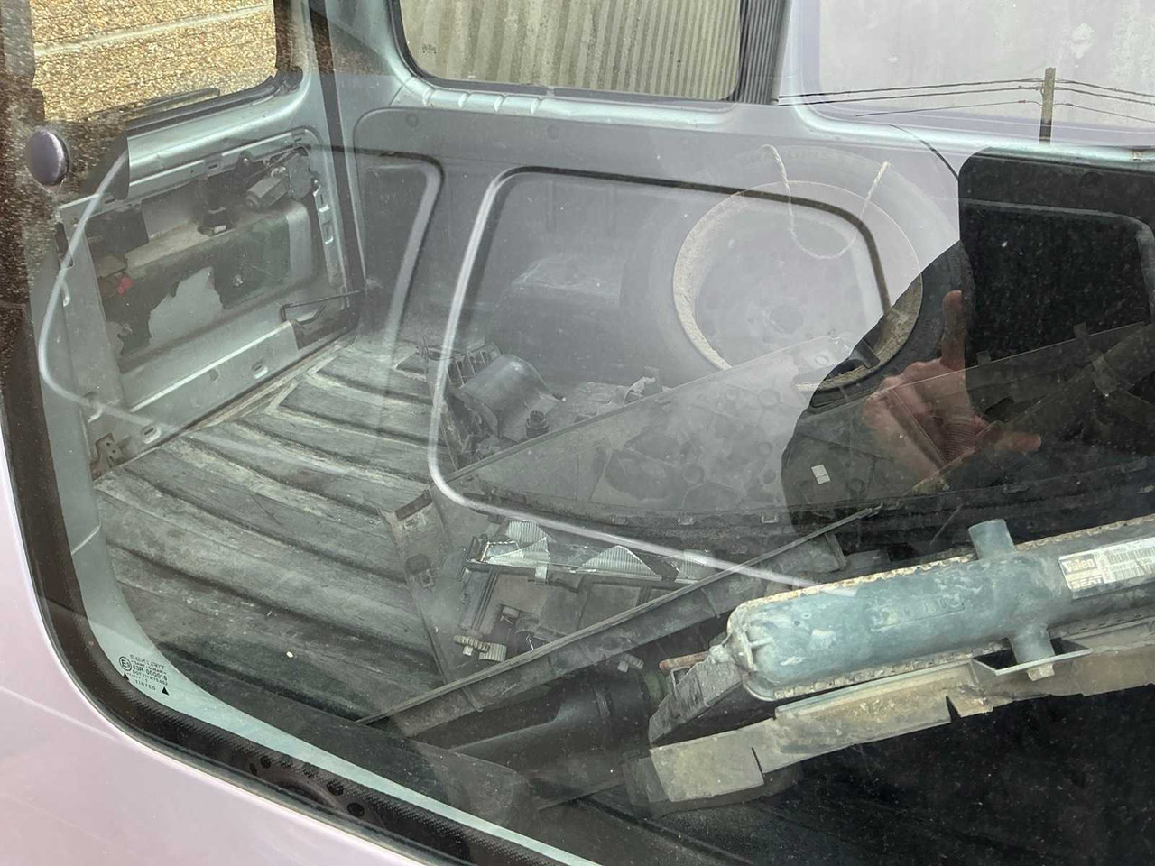 2002 VOLKSWAGEN CAR WRECK FOR PARTS - Kamioncine: foto 4 2002 VOLKSWAGEN CAR WRECK FOR PARTS - Kamioncine: foto 4