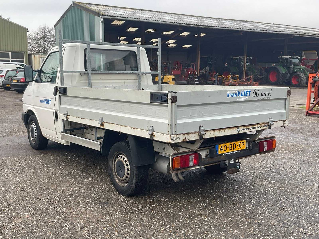 2002 VOLKSWAGEN TRANSPORTER 2.5 TDI 292 COMMERCIAL VEHICLE - Kamioncine: foto 4 2002 VOLKSWAGEN TRANSPORTER 2.5 TDI 292 COMMERCIAL VEHICLE - Kamioncine: foto 4