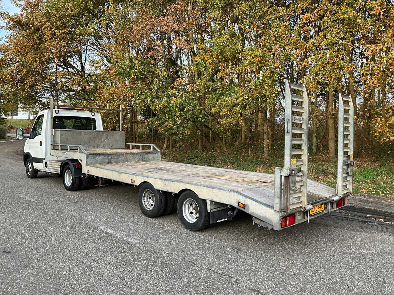 2006 IVECO DAILY 35C18 WITH VELDHUIZEN SEMI-TRAILER BE COMBINATION - Kamioncine: foto 3 2006 IVECO DAILY 35C18 WITH VELDHUIZEN SEMI-TRAILER BE COMBINATION - Kamioncine: foto 3