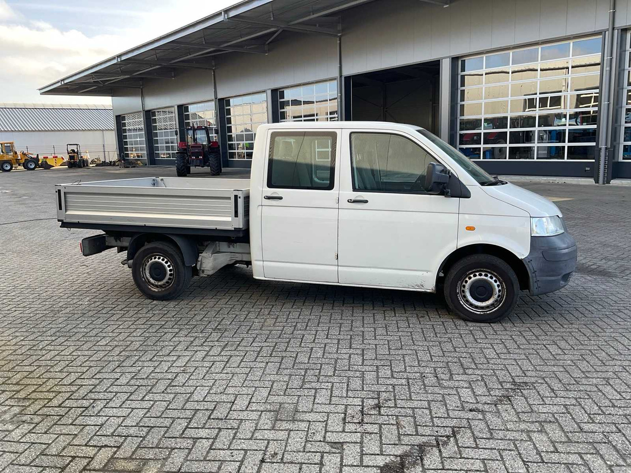 2006 VOLKSWAGEN TRANSPORTER COMMERCIAL VEHICLE - Kamioncine: foto 5 2006 VOLKSWAGEN TRANSPORTER COMMERCIAL VEHICLE - Kamioncine: foto 5