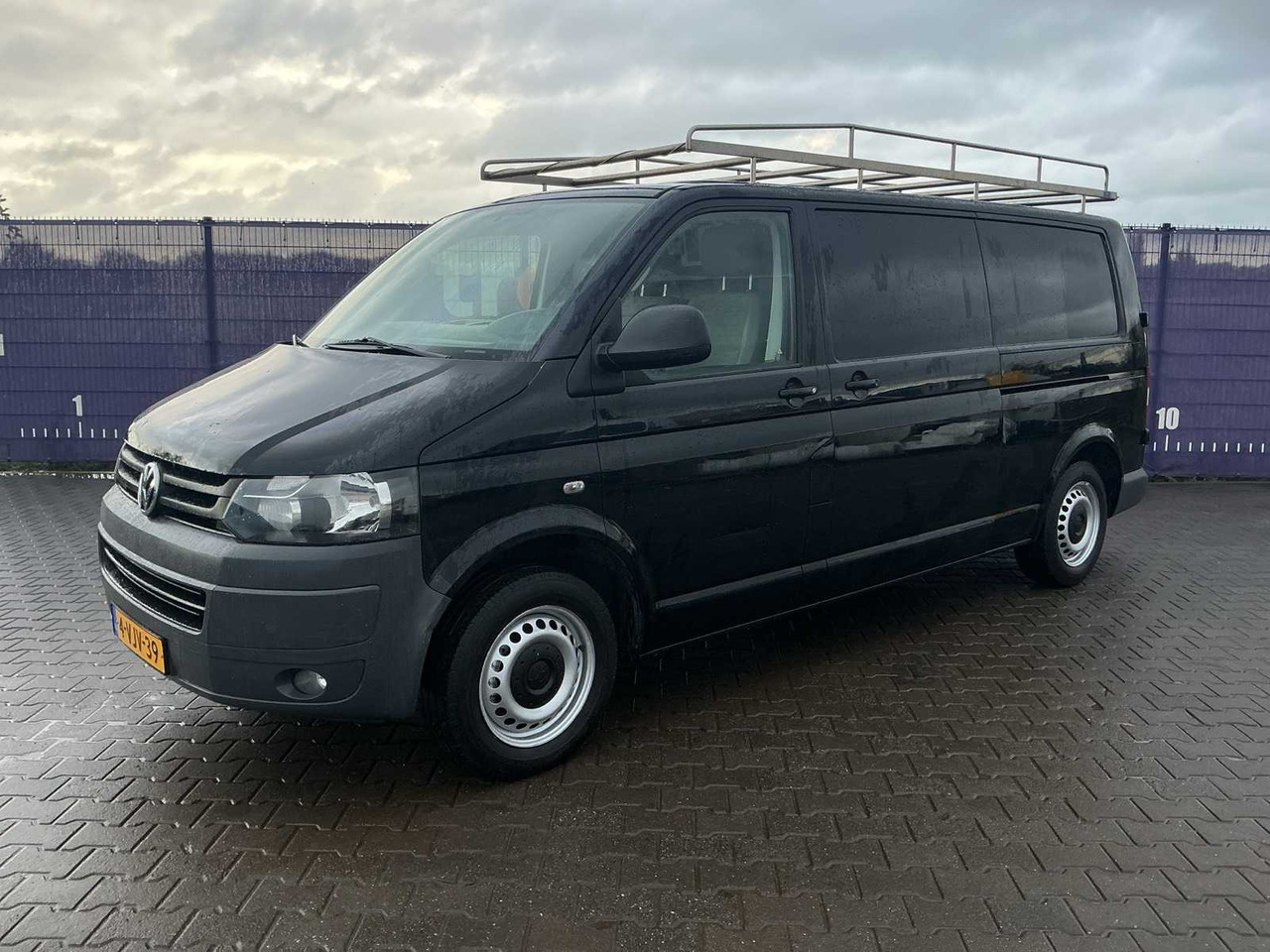 2010 - VOLKSWAGEN - TRANSPORTER - 2.0 TDI L2H1 COM. DC - COMMERCIAL VEHICLE - Kamioncine: foto 1 2010 - VOLKSWAGEN - TRANSPORTER - 2.0 TDI L2H1 COM. DC - COMMERCIAL VEHICLE - Kamioncine: foto 1