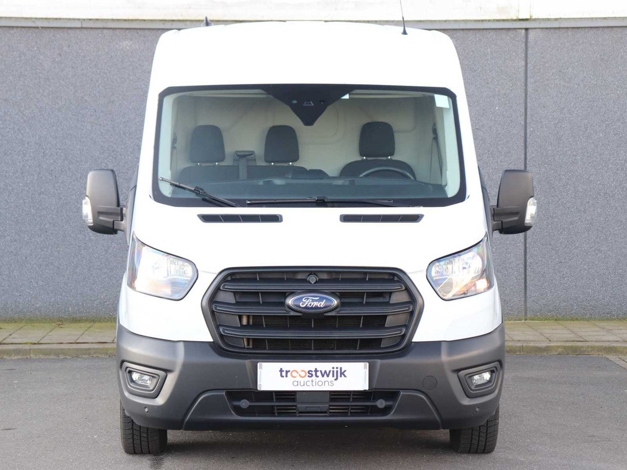 FORD TRANSIT 290 2.0 TDCI L2H2 TREND VAN | VRF-27-T - Kamioncine: foto 2 FORD TRANSIT 290 2.0 TDCI L2H2 TREND VAN | VRF-27-T - Kamioncine: foto 2
