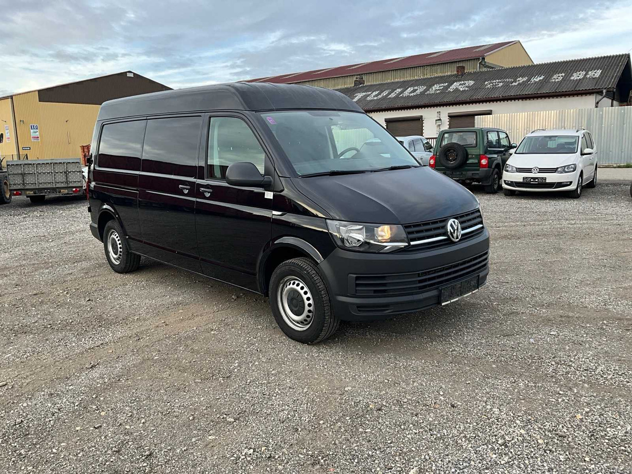 VOLKSWAGEN T6 TRANSPORTER - Kamioncine: foto 3 VOLKSWAGEN T6 TRANSPORTER - Kamioncine: foto 3