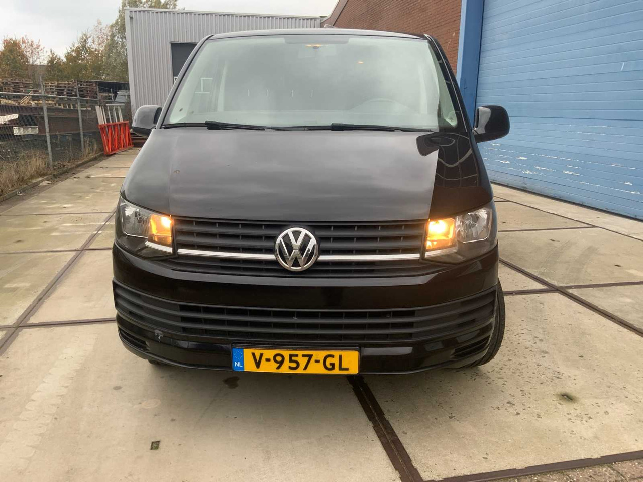 VOLKSWAGEN TRANSPORTER 2.0 TDI L1H1 HIGHL. COMPANY CAR - Kamioncine: foto 2 VOLKSWAGEN TRANSPORTER 2.0 TDI L1H1 HIGHL. COMPANY CAR - Kamioncine: foto 2