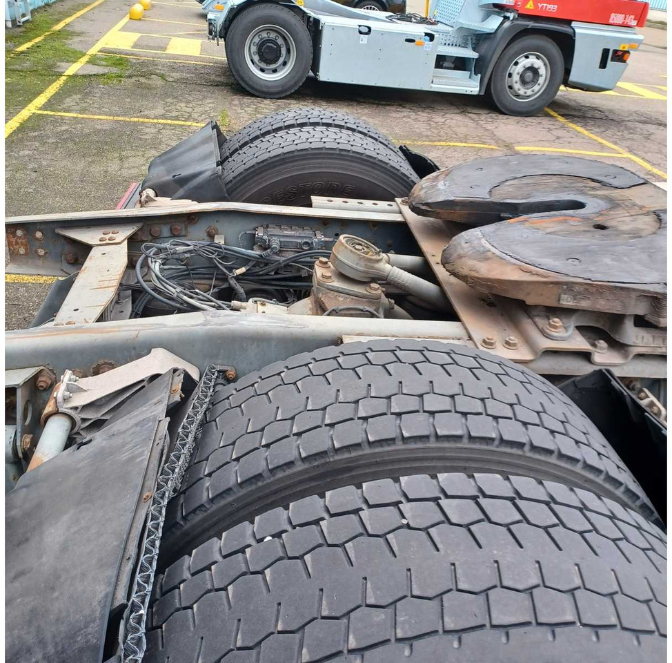 2007 DAF XF105 TRACTOR (74113-582) - Kamioni: foto 5 2007 DAF XF105 TRACTOR (74113-582) - Kamioni: foto 5