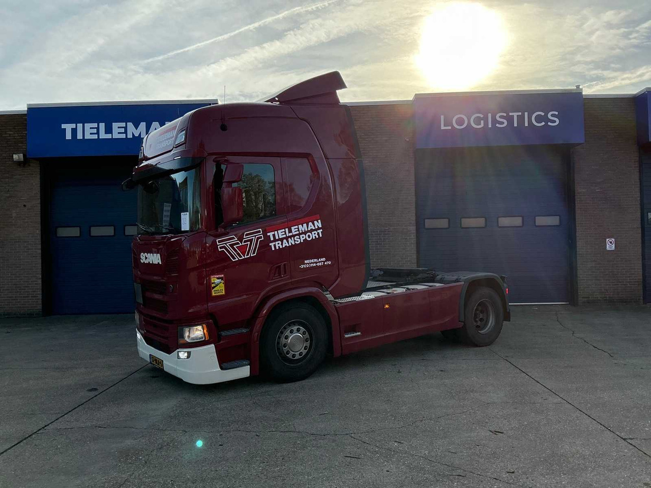 2018 SCANIA R450 SEMI-TRAILER TRACTOR - Kamioni: foto 1 2018 SCANIA R450 SEMI-TRAILER TRACTOR - Kamioni: foto 1