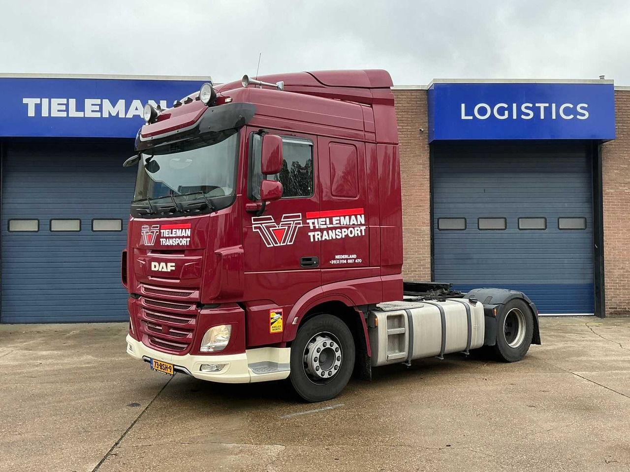 2022 DAF XF480FT SEMI-TRAILER TRACTOR - Kamioni: foto 1 2022 DAF XF480FT SEMI-TRAILER TRACTOR - Kamioni: foto 1