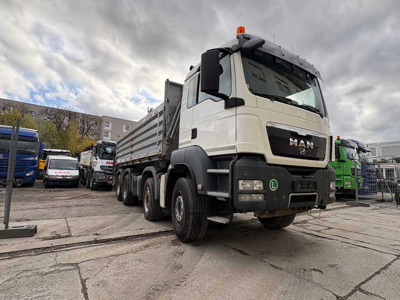 MAN TGS 35.440 8X4 BB CRANE TRUCK - Kamioni: foto 1 MAN TGS 35.440 8X4 BB CRANE TRUCK - Kamioni: foto 1