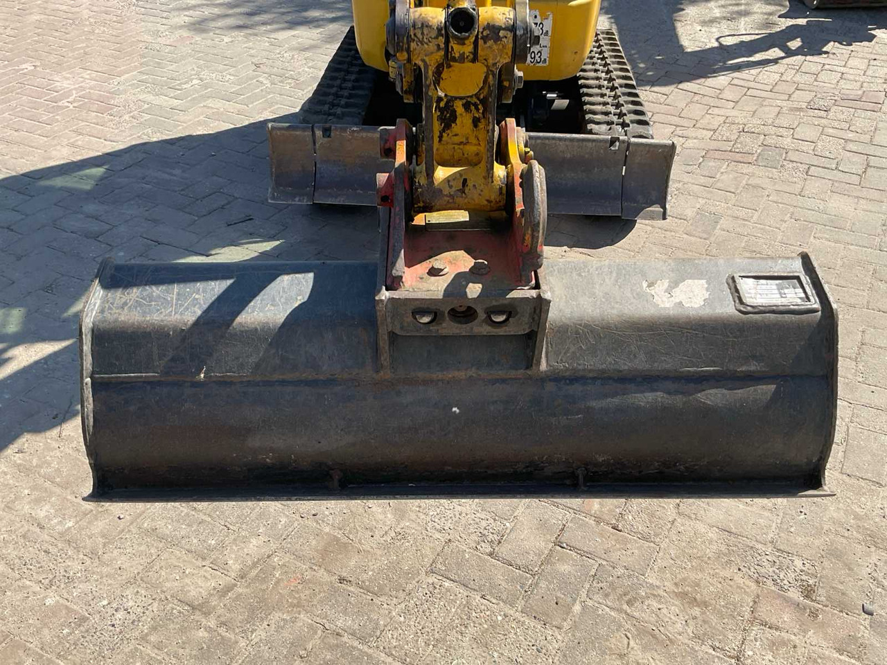 Komatsu Excabator/PC16 R 3Hs - Ekskavator me zinxhirë: foto 4 Komatsu Excabator/PC16 R 3Hs - Ekskavator me zinxhirë: foto 4