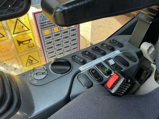 Ekskavator me zinxhirë Komatsu PC490LC H: foto 23
