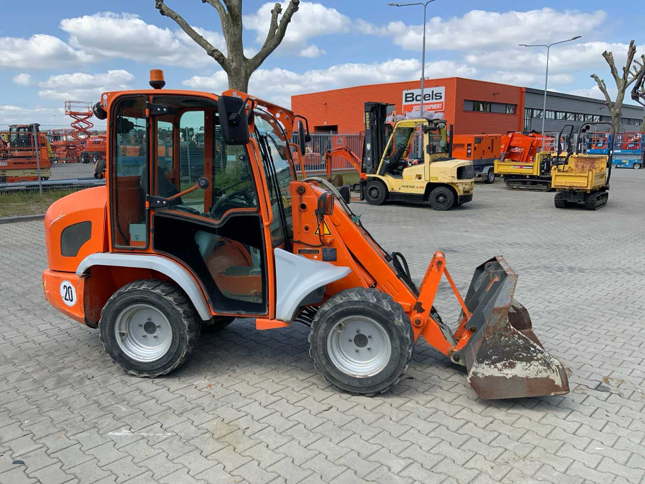 Kramer 5035 - Fadrom me goma: foto 5 Kramer 5035 - Fadrom me goma: foto 5