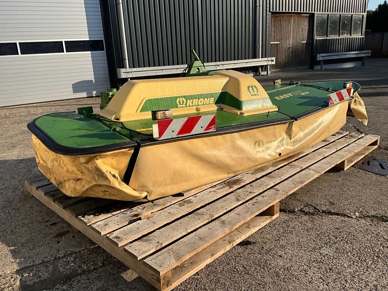 Krone Easy Cut F360 - Trince/ Grirese degesh dhe bari: foto 3 Krone Easy Cut F360 - Trince/ Grirese degesh dhe bari: foto 3