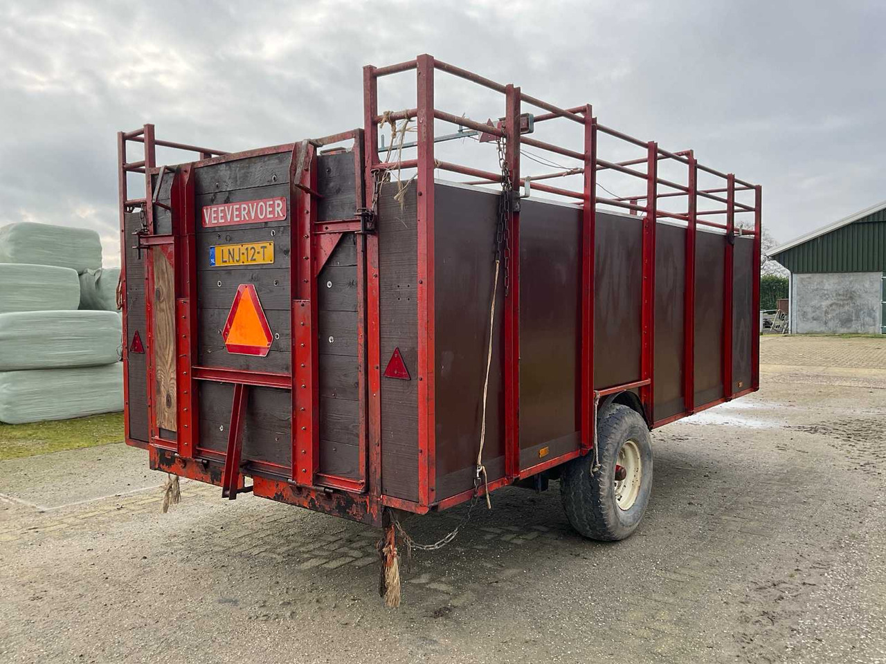 Krone HSB 400 - Rimorkio bagëtish: foto 5 Krone HSB 400 - Rimorkio bagëtish: foto 5