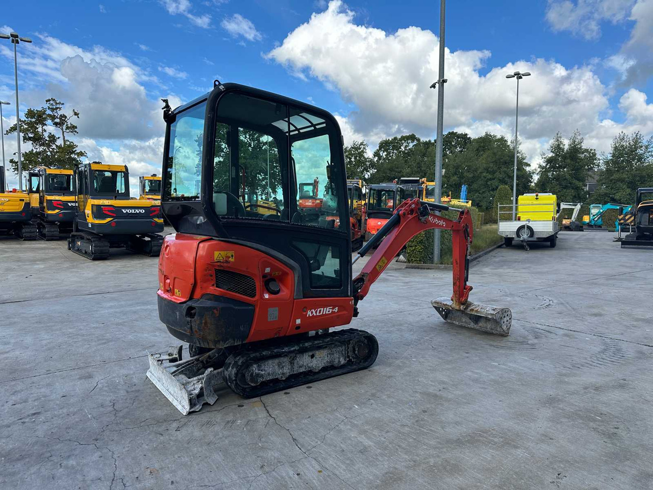 Kubota KX016-4 - Ekskavator me zinxhirë: foto 4 Kubota KX016-4 - Ekskavator me zinxhirë: foto 4
