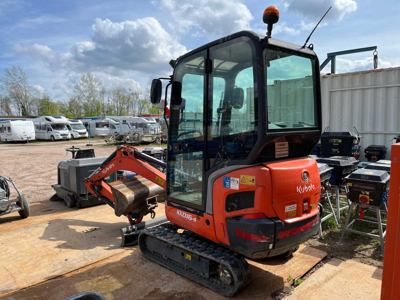 Kubota KX016-4 - Miniekskavator: foto 3 Kubota KX016-4 - Miniekskavator: foto 3