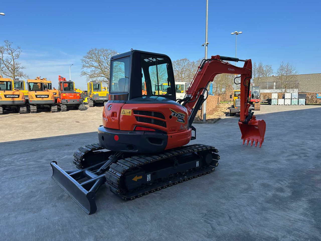 Kubota KX155-5 - Ekskavator me zinxhirë: foto 4 Kubota KX155-5 - Ekskavator me zinxhirë: foto 4