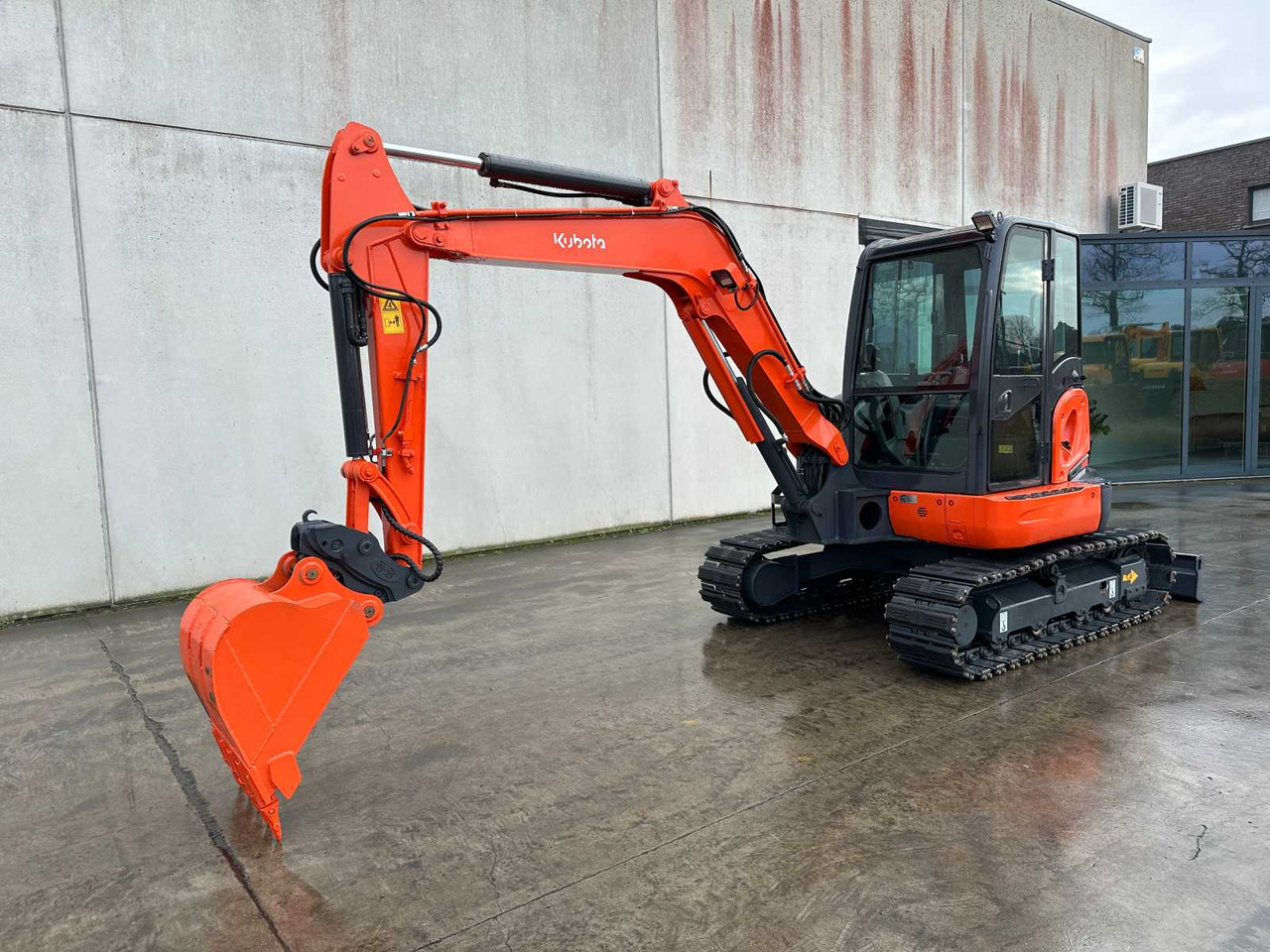 Kubota KX155-5 - Ekskavator me zinxhirë: foto 1 Kubota KX155-5 - Ekskavator me zinxhirë: foto 1