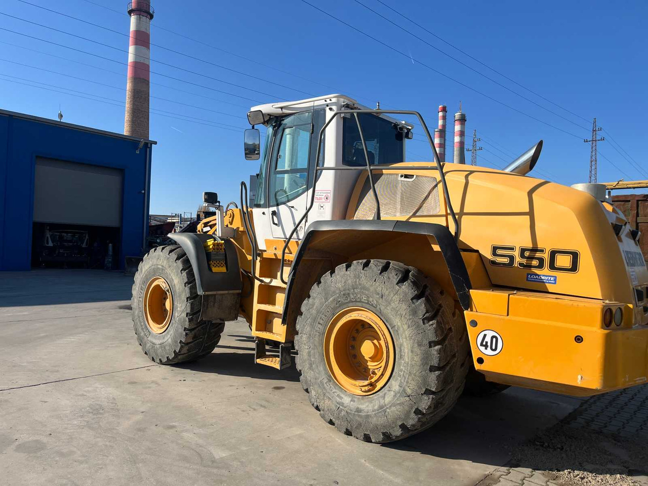 LIEBHERR - L550 - WHEEL LOADER - 2015 - Fadrom me goma: foto 3 LIEBHERR - L550 - WHEEL LOADER - 2015 - Fadrom me goma: foto 3